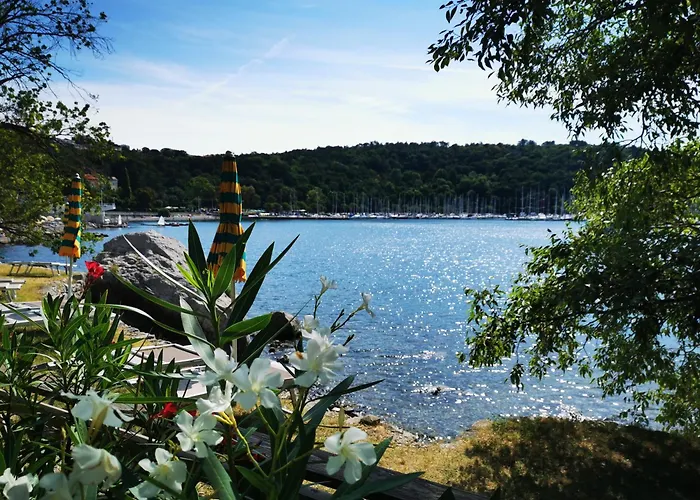 Luksuzni šator Krasen Kras 104 Komen